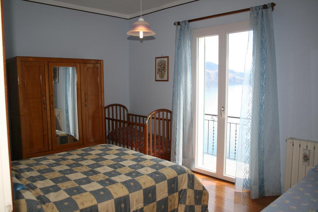 Casa Ai Castelli Apartment กันโนบีโอ ภายนอก รูปภาพ