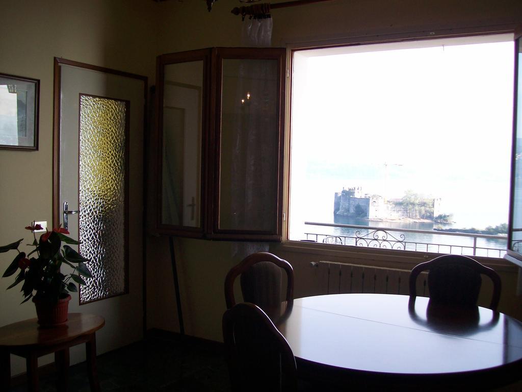 Casa Ai Castelli Apartment กันโนบีโอ ภายนอก รูปภาพ